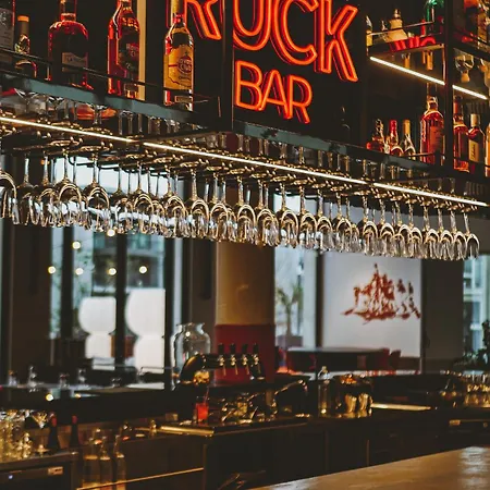 The Ruck 4* Lyon
