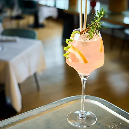 L'ermitage Cuisine-a-manger 호텔 4*