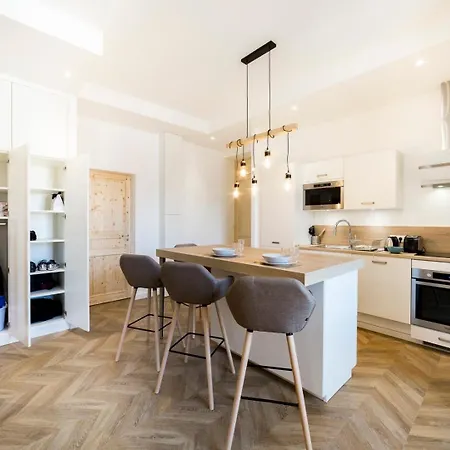 Exceptionnel Et Calme Proche Part-dieu Ail Apartment