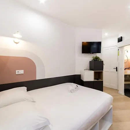 - Proche Metro Ail Apartment