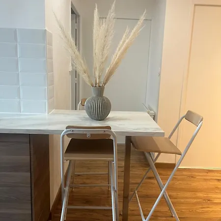 3eme Apartment