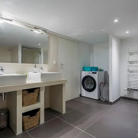Charlie-meublee De Gamme-duplex-260m2-lyon 1 Lyon