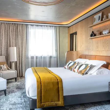 Pullman 酒店 4*