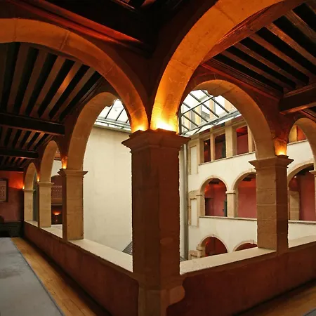 Hotel Cour Des Loges Lyon, A Radisson Collection Lyon