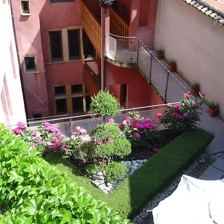 Cour Des Loges Lyon, A Radisson Collection