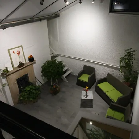 Logis L'ange Couronne Hotel Belleville-sur-Saône