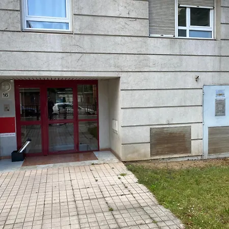 Super T2 Avec Piscine 3eme Apartment