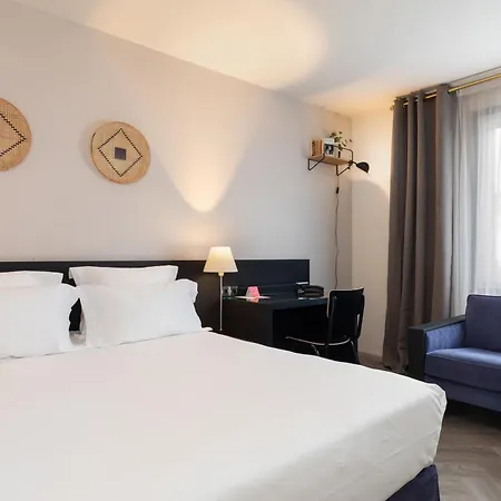 Chromatics & Restaurant Hill Club By Happyculture Hotel Lione