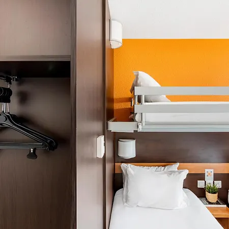 Hotel Premiere Classe Centre Gare Part Dieu 2*