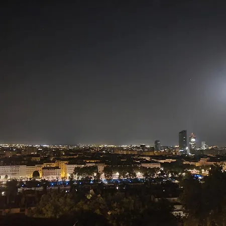 Apartment Guestready - Canut Typique Avec Vue Sur Lyon