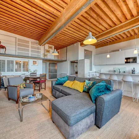 Guestready - Canut Typique Avec Vue Sur Lyon