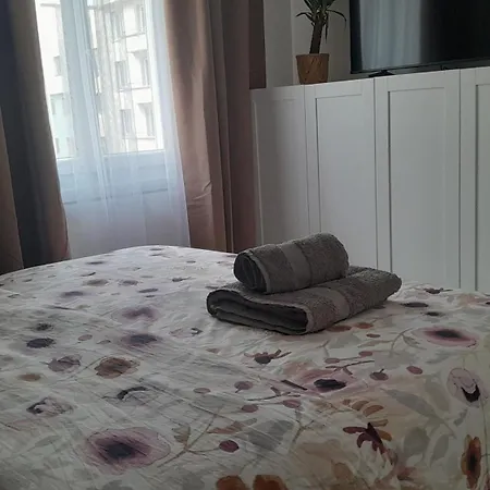 Apartment 2 - Direct Gare Part-dieu, - Ascenseur & Wi-fi Gratuit *