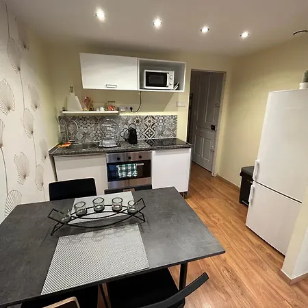 Apartment 2 - Central