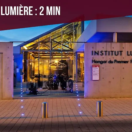 Le - T2 Cosy - Place Des Freres Lumiere Apartment *