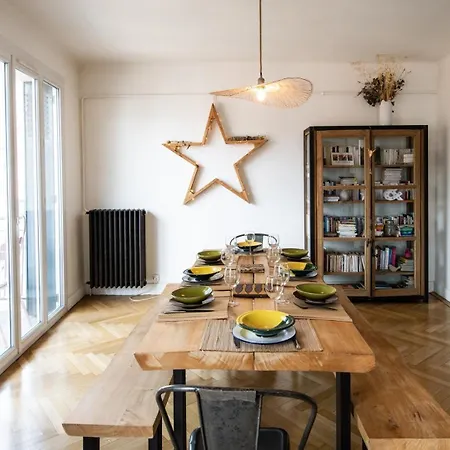 Atelier St Didier-spacieux Avec Grand Balcon-saone Apartment *