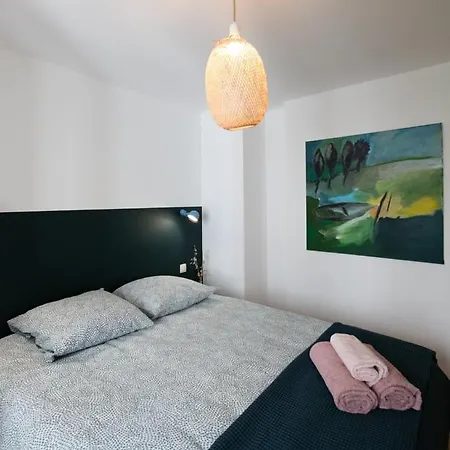 Apartment Atelier St Didier-spacieux Avec Grand Balcon-saone