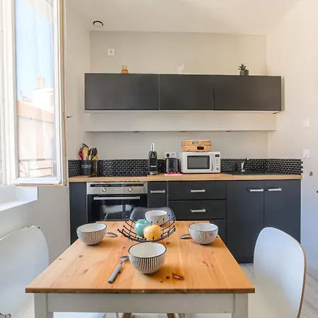 Cosy Et Calme Proche Metro Montplaisir Apartment *