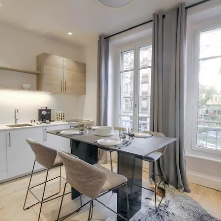 Apartment Superbe Studio, Tete D'or,