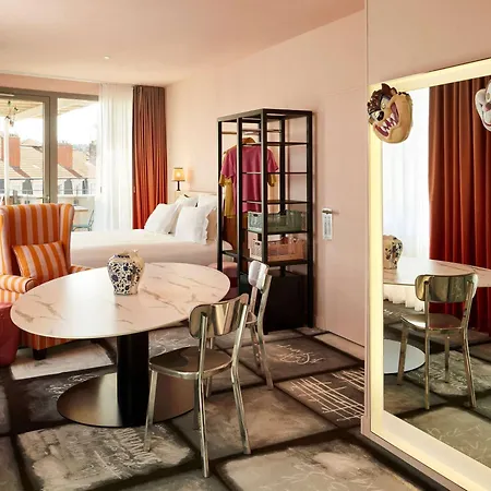 Mama Shelter Hotel