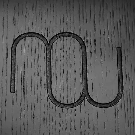 Mmm *