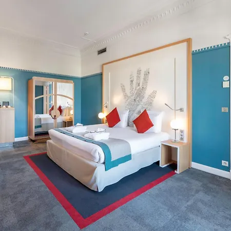 Mercure Centre Chateau Perrache מלון