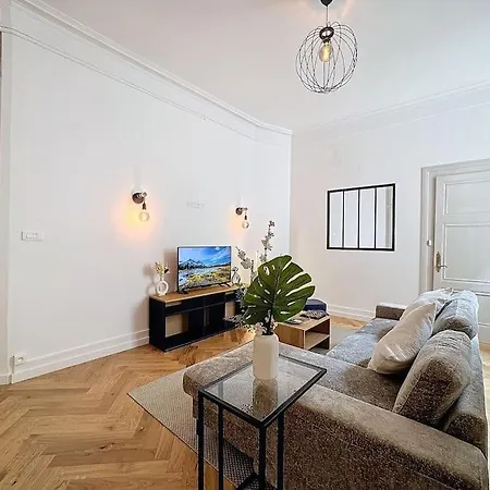 My Victor Hugo 2 Apartment Lyon