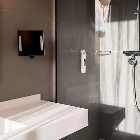 Mercure Centre - Gare Part Dieu 4*