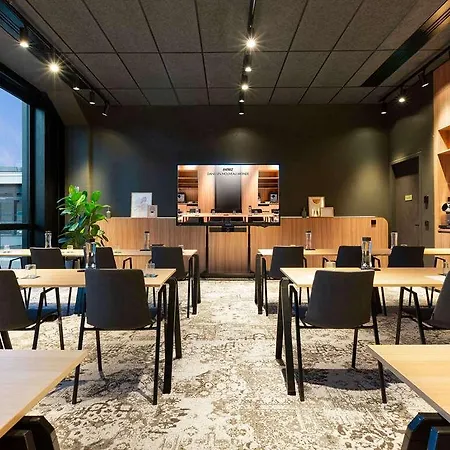 Pullman Hotel