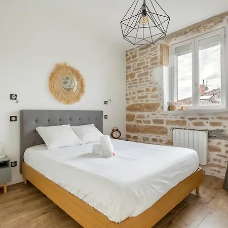 Burdeau 1st Arrondissement Apartment *