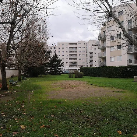 2, 3 Pers. Center Apartment Lyon