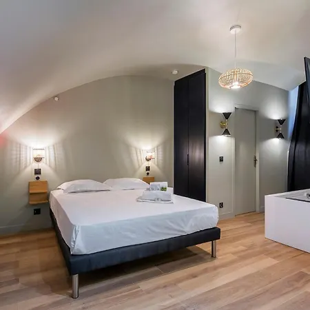 Romantique Balneo Centre Love hôtel Lyon