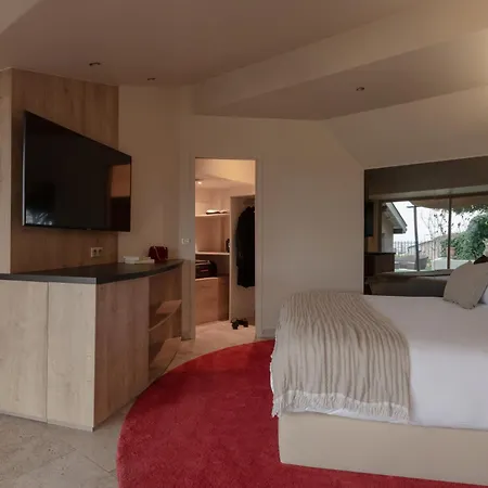 Le Gourguillon Hotel