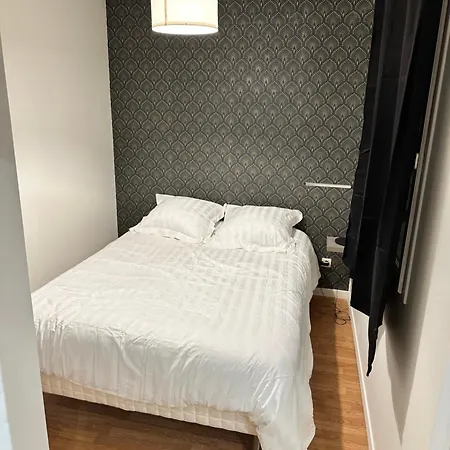 Apartment Rue Laporte