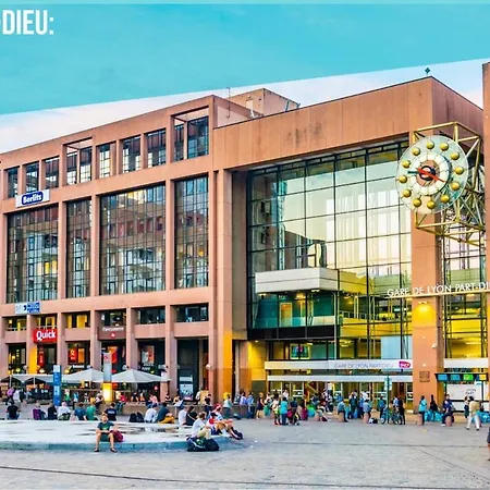 Le Massena D'or, Calme, Metro, Et Parc Tete D'or *