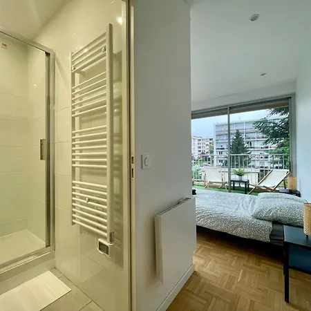 Bngo I Le Spacieux I 3 Chambres, 2 Salles De Bain, Parking Prive Gratuit, 8 Personnes, Vieux Hypercentre *