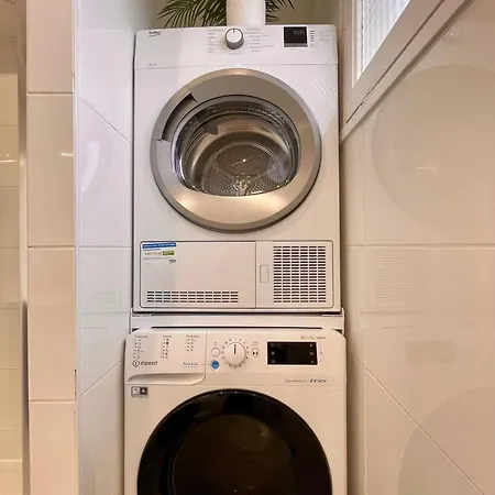 Bngo I Le Spacieux I 3 Chambres, 2 Salles De Bain, Parking Prive Gratuit, 8 Personnes, Vieux Hypercentre * Lyon