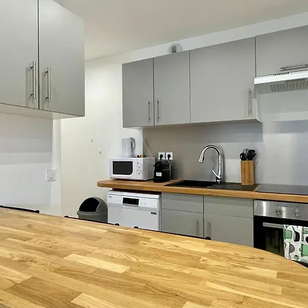 Bngo I Le Spacieux I 3 Chambres, 2 Salles De Bain, Parking Prive Gratuit, 8 Personnes, Vieux Hypercentre Apartment