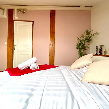 Bngo I Le Spacieux I 9 Personnes, Climatisation, Parking Gratuit, 3 Chambres, 6 Lits, Gare Partdieu, Centre De Appartement Lyon