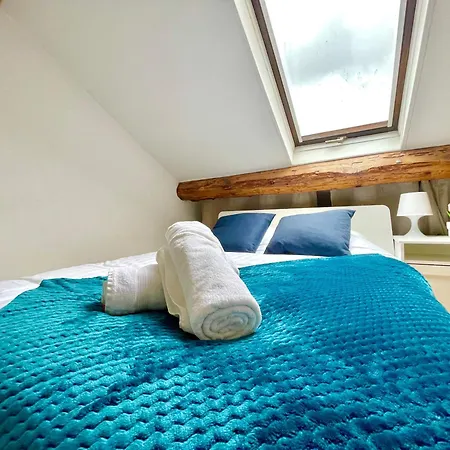 Appartement Bngo I Le Spacieux I 9 Personnes, Climatisation, Parking Gratuit, 3 Chambres, 6 Lits, Gare Partdieu, Centre De Lyon