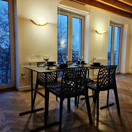 Apartment Grand Loft Bourgeois, Coeur Vieux