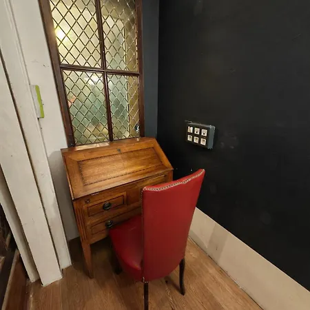 Grand Loft Bourgeois, Coeur Vieux Apartment *