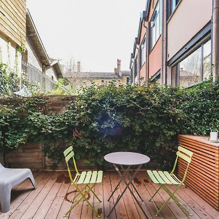 Triplex Cosy Au Calme - Terrasse - Parking Prive Lyon