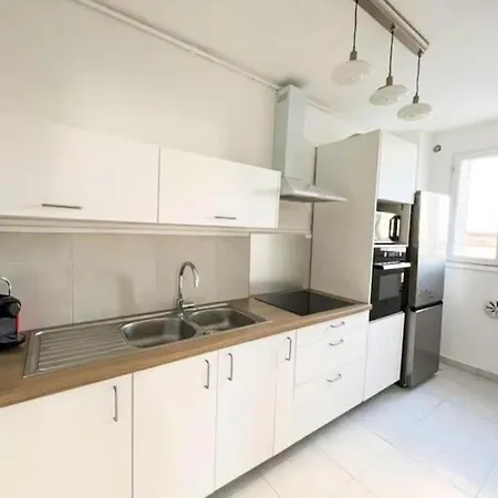 Apartment Suites Lyon *