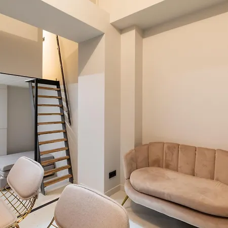 Dify Jarente - Ampere Apartment *