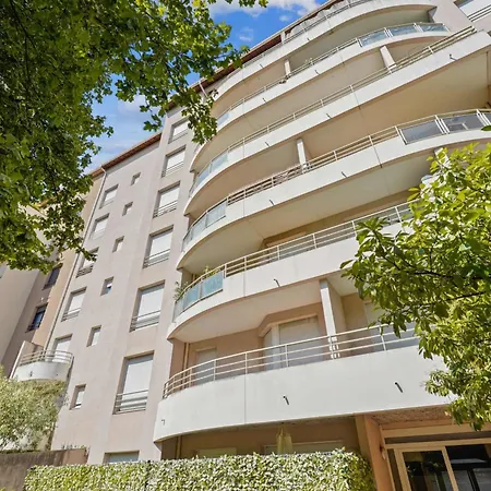 Baraban For 4 People With Balcony Near Part-dieu Lyon
