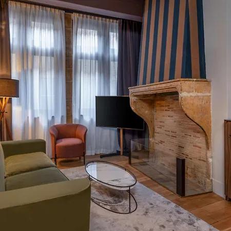 Cour Des Loges Lyon, A Radisson Collection 5* Lyon