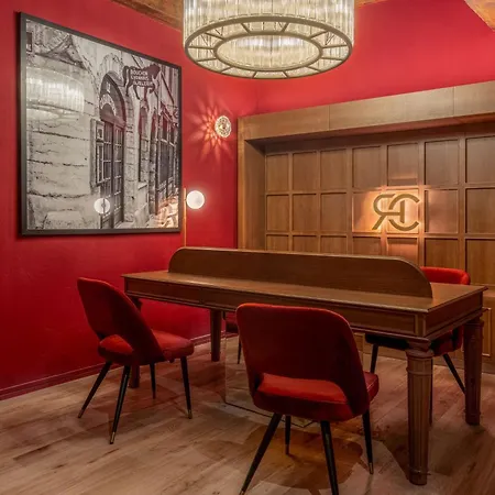 Hotel Cour Des Loges Lyon, A Radisson Collection