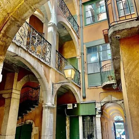 Appartement Les 24 Colonnes *