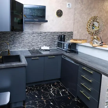 De Luxe A Apartment *