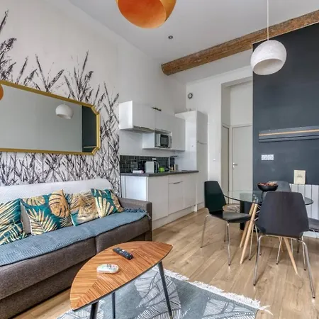 Royal Et Balneo Privatif Appartement *